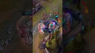 1 HP, 2 Enemies&hellip; Watch Yorick Clutch This! League of Legends #shorts