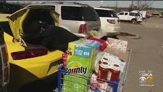 Cleaning Groceries During The Coronavirus Pandemic