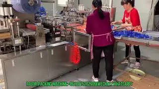 Disposable razor blister packing machine