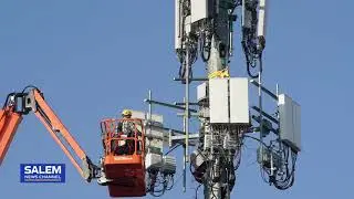 Massive outages at Verizon and smaller outtages at AT&T and T-mobile have been reported today.