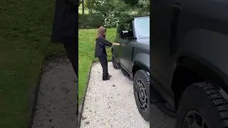 NEW DEFENDER OCTA || THE OFF ROADING KING #rangeroverinformation #landrover #shorts