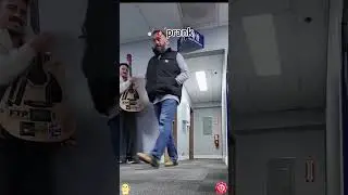🥳💀fyp funnyvideos prank guitar