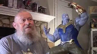 Avengers Infinity War Thanos Statue by Diamond Select Toys