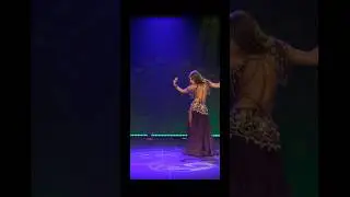 2023💜 #bellydance #dance #bellydancer  Anita #anita #awesome #show #dancer #fashion
