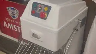 Pizza dough bnane ka tarika in restaurant🍕|| Agriculture vlogs in Spain|| 2022