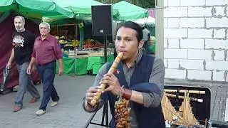 Ecuador Spirit -- Задорная мелoдия -- 16.08.2017, Moscow, P1080540