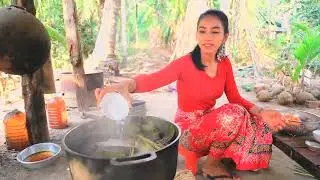 Cooking cow intestine recipe with noodle soup