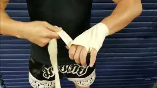 Muay Thai: How to wrap your hands - Method 2