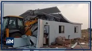 Security forces demolish illegal outpost in West Bank