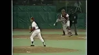 NYM@CIN: Rafael Santana reaches on a fielding error and makes it 6-0 #Mets (1985)