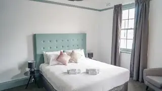 Oasis on Beamish Hotel, Sydney, Australia | Best Travel Plan
