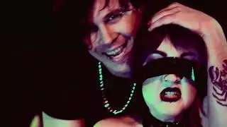 DITTATVRA - Sto Bene (se mi dici ti amo e poi ti tagli le vene) OFFICIAL VIDEOCLIP