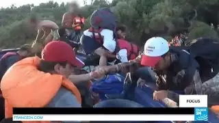 Réfugiés : reportage à bord d’une chaloupe entre la Turquie et la Grèce