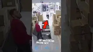 Этот парень провалился сквозь пол 😳