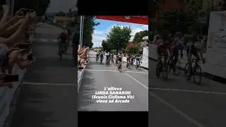 L&rsquo;allieva Linda Sanarini (Scuola Ciclismo V&ograve;) vince ad Arcade #bicitv
