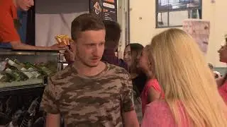 Mela wyznała miłość Gienkowi [19+ ODC. 182]