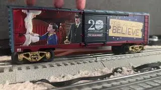 Review of the Lionel Polar express 20th anniversary bell sounds boxcar ￼