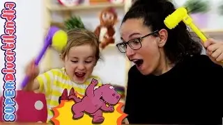 Machacando dinosaurios con Irene en SUPERDivertilandia!