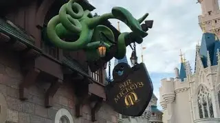 Magic Kingdom&rsquo;s BEST gift shop Sir Mickeys Vlog|Walt Disney World| 8/2/24 #disney