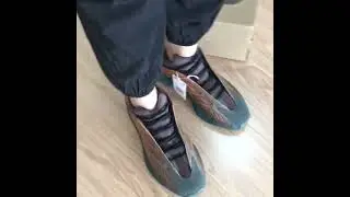 Yeezy 700v3 clay brown on foot review from cssfactory.ru