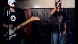 Malcon U&reg; cover ''Gonna Leave You'' - Queens Of The Stone Age