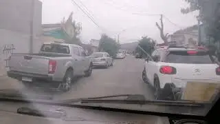 Camioneta con motor de moto 200cc