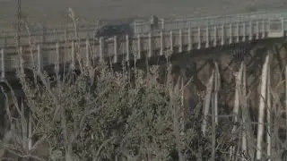 Taos deputies talk down would-be bridge jumpers