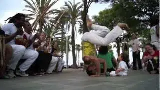 Capoeira - Cord&atilde;o de Ouro Barcelona Mestre Boca Rica