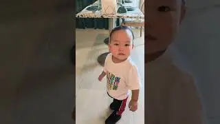 Рождественский день Севи на прогулке!