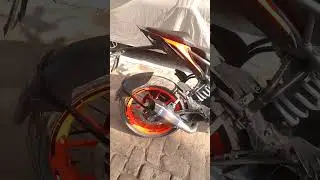 Duke 200 Bs7 Akrapovic  Exhaust Cold Start #shortvideo #shortsfeed #shorts #short