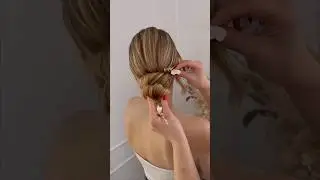 The boho braid is light, romantic, showing the length of the hair 🤩