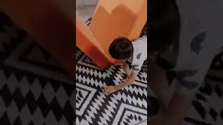 Play Couch Explorer