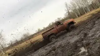 ZZ454 Chevy Mud Truck slingin in 2wd with open headers lettin that big block sing let&rsquo;s go