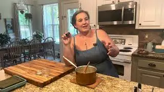 Beard balm conditioner recipe. Great gift for men. Christmas in July/August