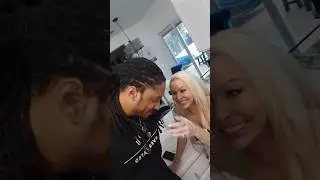🍷 Is she really helping me? I guess she is 🤦🏽&zwj;♂️ @SarahSOOliver  really tries to help me though.