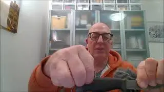 Coltelli a codolo passante e coltelli a codolo pieno
