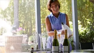 How to select the perfect wine for warmer weather with Paula Kornell