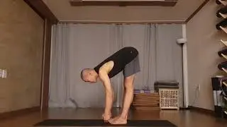 파당구스타사나 - 아쉬탕가배우기 (AshtangaYoga - padangusthasana)