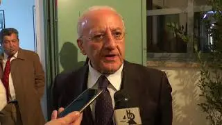 De Luca in visita alla manifattura in vista del bicentenario del sigaro toscano