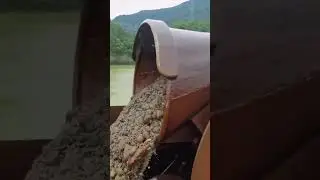 Bucket chain dredger put into operation！