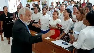 Avo Nana Diriji Koru Santa Cicilia Iha Selebrasaun Misa Loron KONSULTA POPULAR iha Igreja Balidi