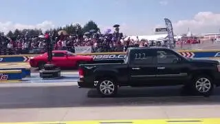 Arrancones GMC Sierra vs Challenger Scat Pack