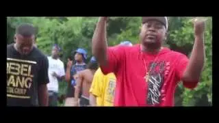 Rebel Gang-Fuck up a Check