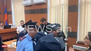 &laquo;Նարեկ, կապ ունե՞ք Վալոդյա Գրիգորյանի սպանության հետ&raquo;. կարգադրիչները դատարանից տարան Նարեկ Օհանյանին
