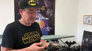 Yves passionné des véhicules de Batman !