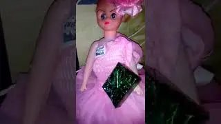 #barbie #barbiedollstory #barbiecartoon #dollfun #barbieshopping