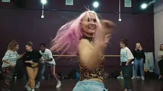 Niniola Kiti Moto dancers workshop in Moscow, Russia