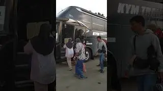 bus kym trans diserbu penumpang #bus #kymtrans #busmania #shorts