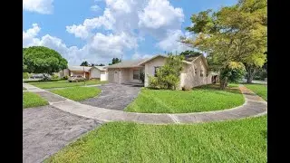 Home Tour Of 9211 NW 31st Place, Sunrise, FL 33351