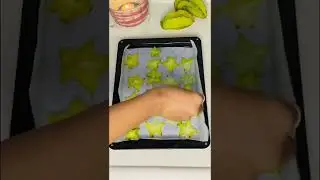 Star fruit crisps🤤 #poojainvlogs #youtube #shorts #food #asmr #starfruit #baking #recipe